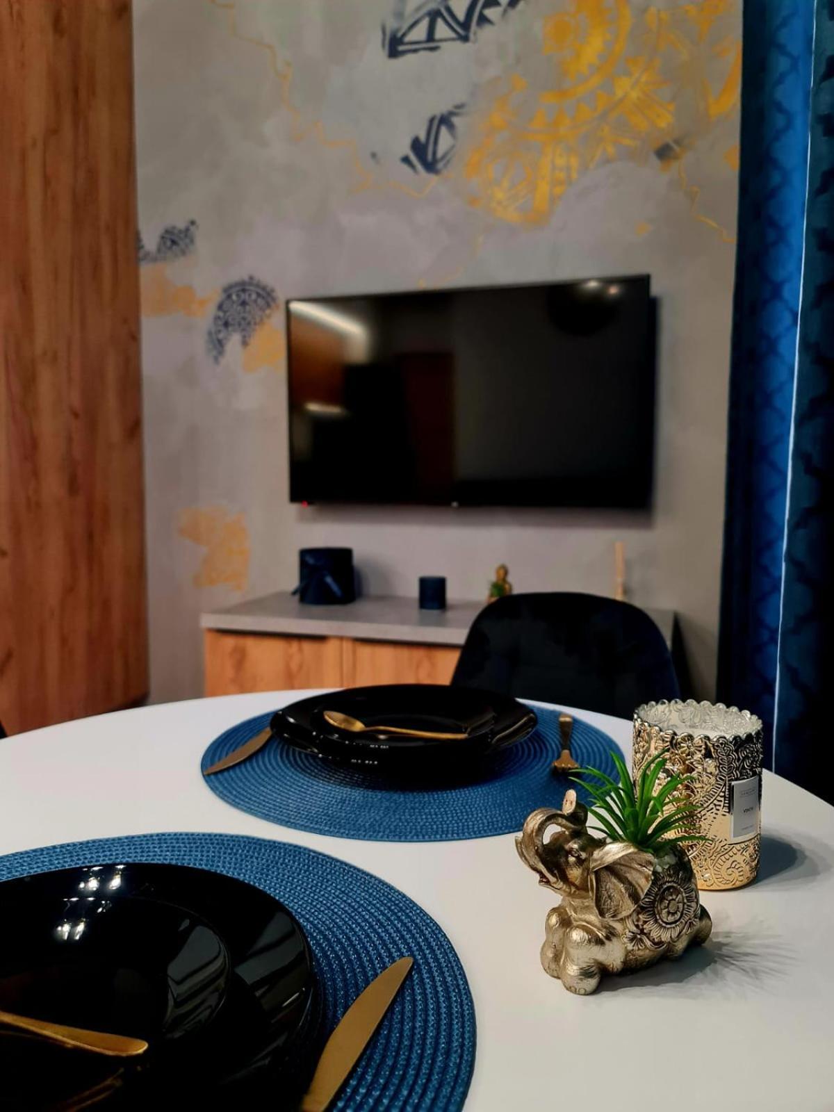 Hola Apartamenty Piotrkowska Lodź Bagian luar foto